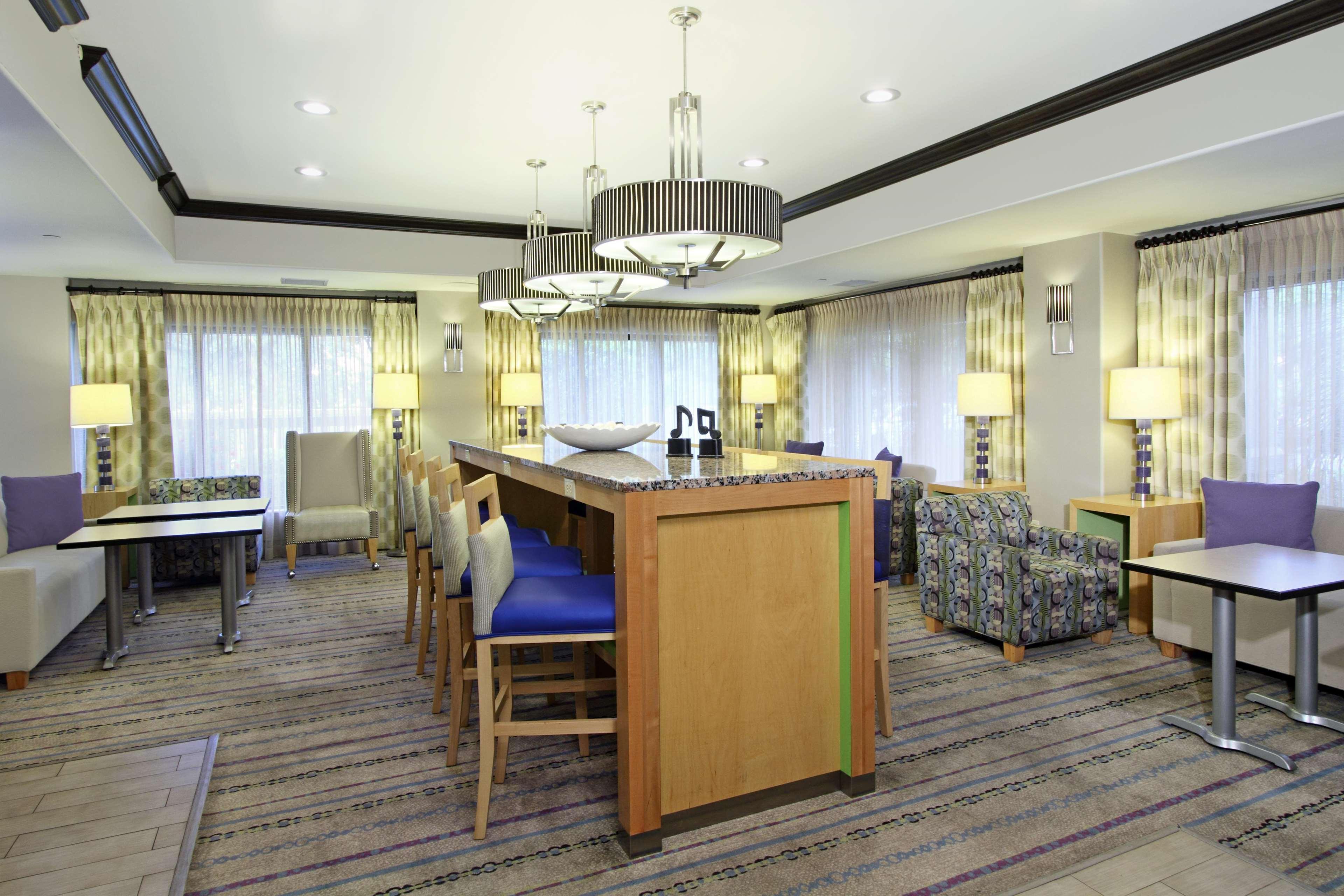 Hampton By Hilton Austin South - I-35 & Ben White Hotel Exterior foto